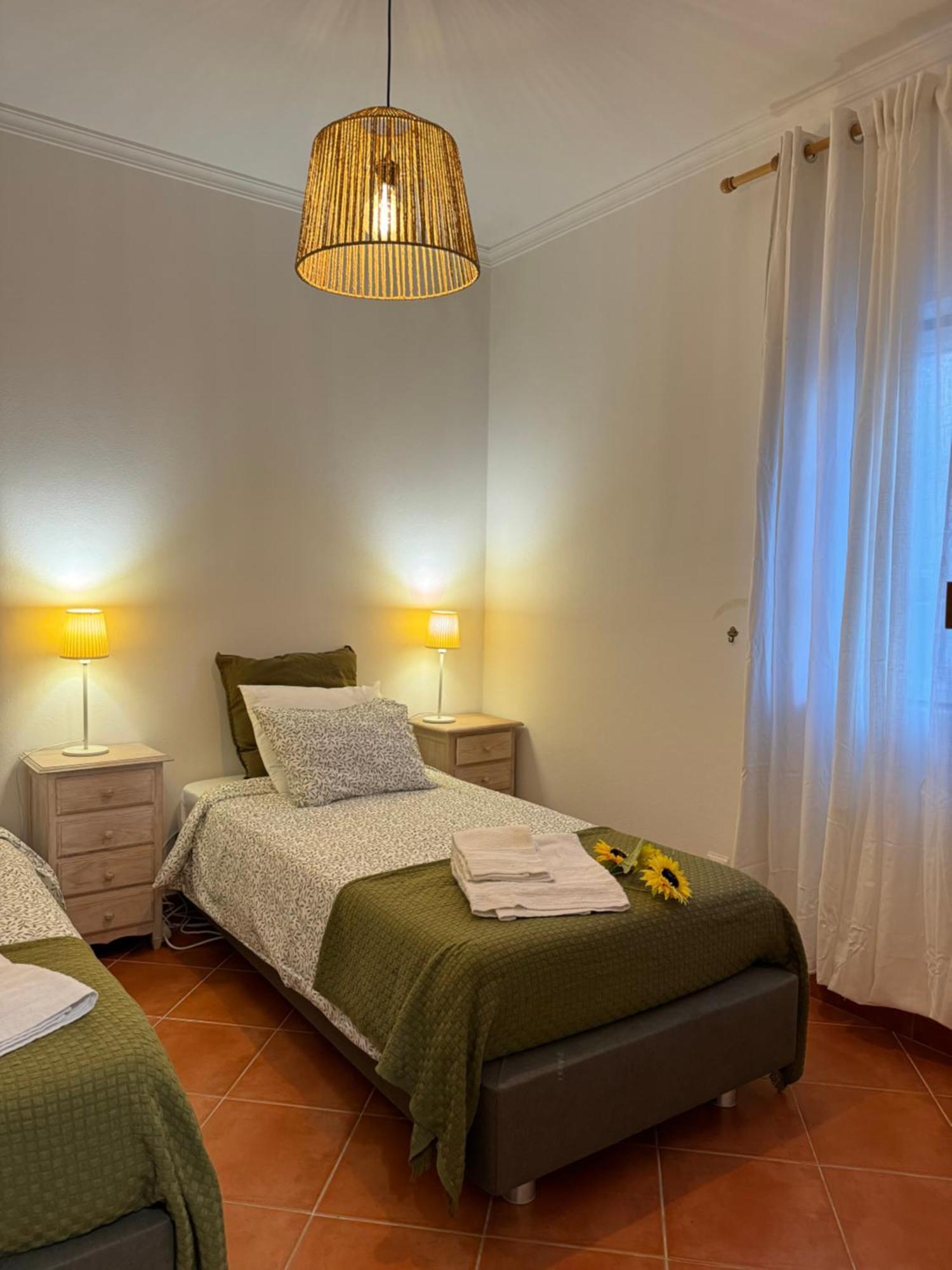 Quarto Duplo Com Terraco E Casa De Banho Privativa - Em Casa De Praia Em Almograve - Trilho Dos Pescadores Odemira Extérieur photo